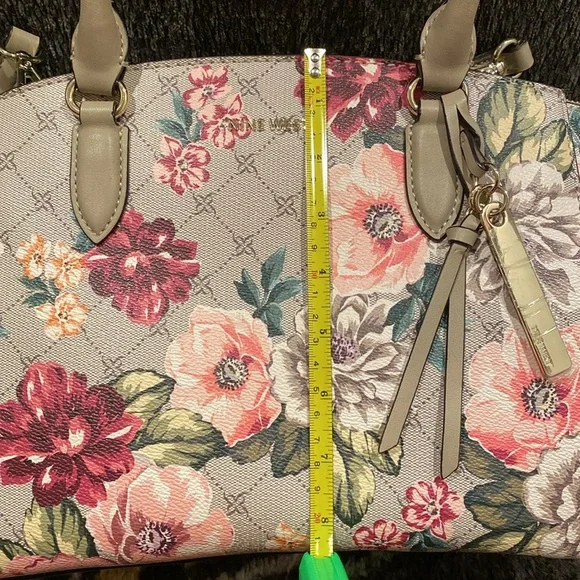 Nine West floral crossbody/shoulder top zip satchel - Picture 10 of 10